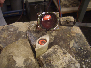 GIESSEN DES SILBER IN DIE SEPIAFORM